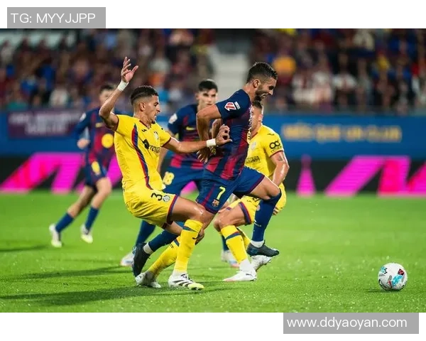 如果穿错对方球星衣服怎么办 如何应对足球比赛中的尴尬场面