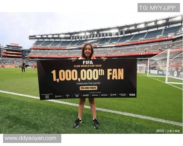 足球球星一个月工资曝光，顶级球员收入令人咋舌，差距巨大！